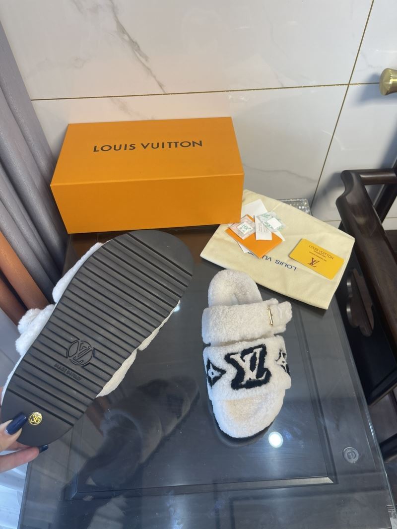 Louis Vuitton Slippers